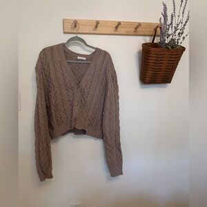 Neuflora Maine Cardigan